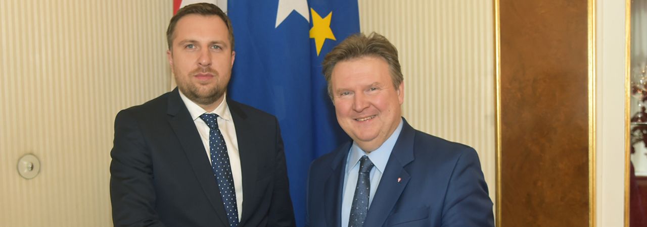 Sarajevoer Bürgermeister Skaka (links) zu Besuch bei Bürgermeister Ludwig (rechts)